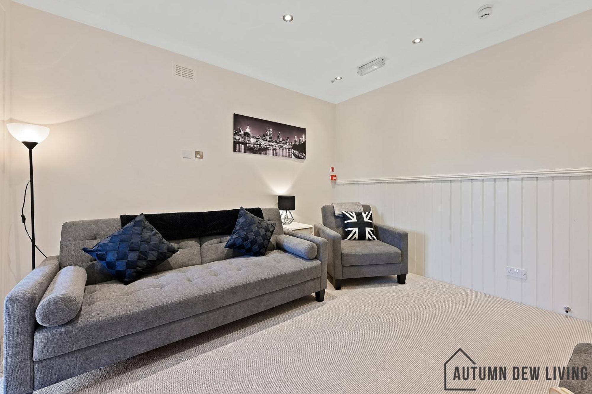 Ferienwohnung Beautiful 2 King Size Beds 2 Bath- Sleeps 5 In Earls Court London Exterior foto